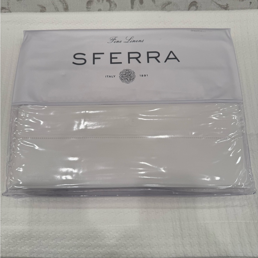 SFERRA LEONARDO PERCALE 3-PIECE QUEEN DUVET COVER SET IN WHITE MADE IN ITALY